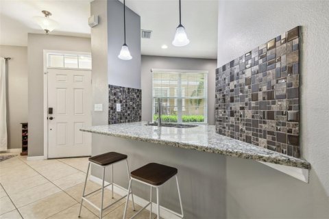 Adosado en venta en Tampa, Florida, 3 dormitorios, 137.5 m2 № 1835261 - foto 8