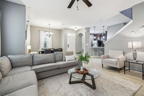 Adosado en venta en Tampa, Florida, 3 dormitorios, 137.5 m2 № 1835261 - foto 22