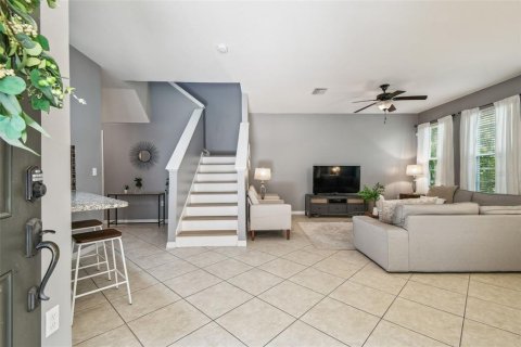 Adosado en venta en Tampa, Florida, 3 dormitorios, 137.5 m2 № 1835261 - foto 3