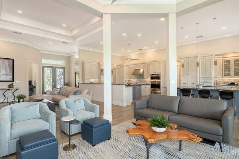 House in Sarasota, Florida 4 bedrooms, 345.69 sq.m. № 1745526 - photo 14