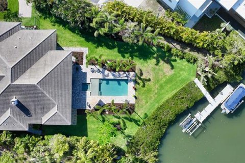 House in Sarasota, Florida 4 bedrooms, 345.69 sq.m. № 1745526 - photo 4
