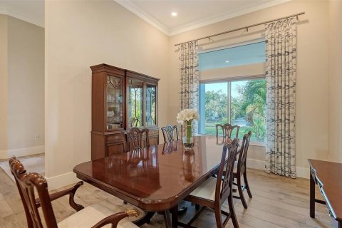 House in Sarasota, Florida 4 bedrooms, 345.69 sq.m. № 1745526 - photo 11