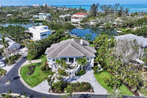 House in Sarasota, Florida 4 bedrooms, 345.69 sq.m. № 1745526 - photo 2