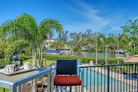 House in Sarasota, Florida 4 bedrooms, 345.69 sq.m. № 1745526 - photo 21