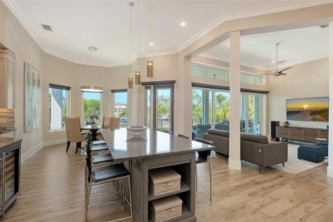 House in Sarasota, Florida 4 bedrooms, 345.69 sq.m. № 1745526 - photo 29
