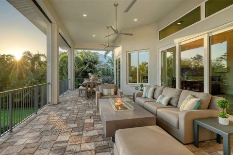 House in Sarasota, Florida 4 bedrooms, 345.69 sq.m. № 1745526 - photo 24