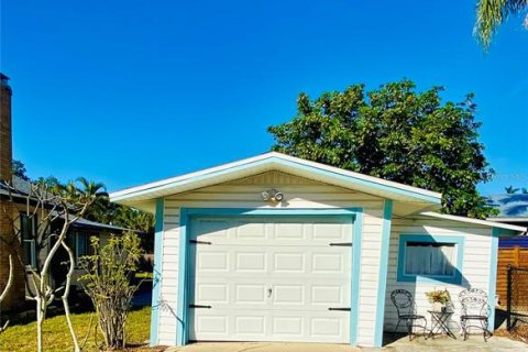 House in Bradenton, Florida 2 bedrooms, 89.19 sq.m. № 1529778 - photo 26