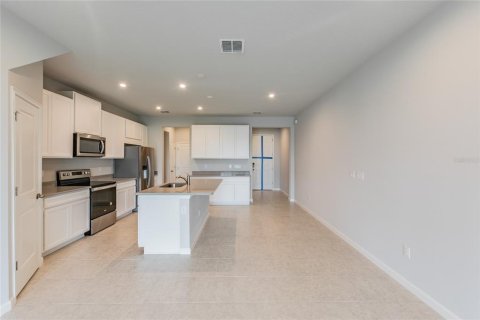 Touwnhouse à louer à Lutz, Floride: 3 chambres, 154.87 m2 № 2148621 - photo 8