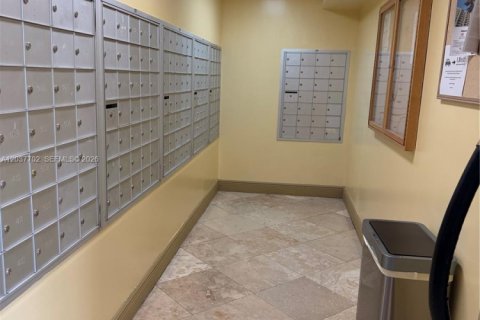 Copropriété à louer à Miami, Floride: 2 chambres, 76.92 m2 № 2262662 - photo 6