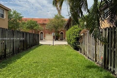 Adosado en alquiler en Miami, Florida, 2 dormitorios, 108.7 m2 № 2010558 - foto 29