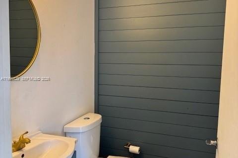 Adosado en alquiler en Miami, Florida, 2 dormitorios, 108.7 m2 № 2010558 - foto 17