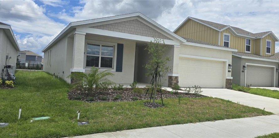 Villa ou maison à Eagle Lake, Floride 3 chambres, 158.86 m2 № 2156662
