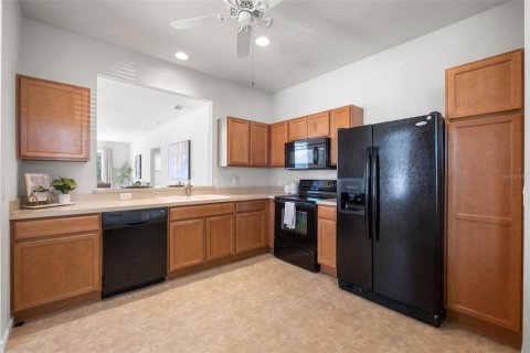 House in Brooksville, Florida 3 bedrooms, 135.64 sq.m. № 2430622 - photo 11
