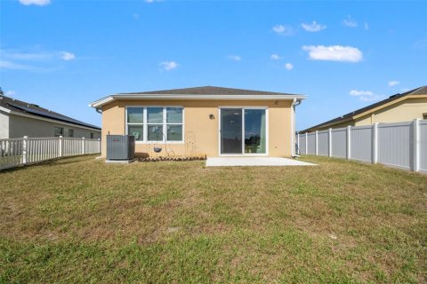 House in Brooksville, Florida 3 bedrooms, 135.64 sq.m. № 2430622 - photo 22