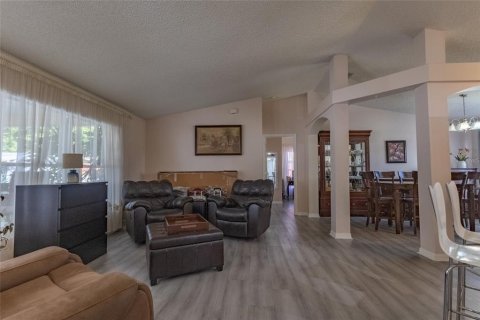 Casa en venta en Palm Coast, Florida, 3 dormitorios, 147.44 m2 № 2386528 - foto 7