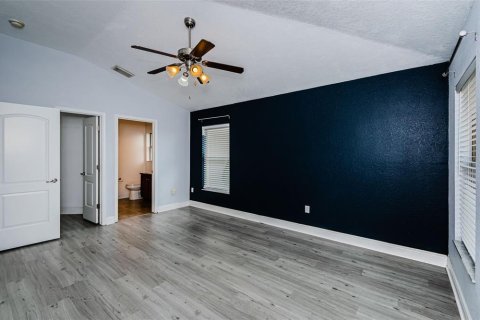 Casa en venta en Tampa, Florida, 4 dormitorios, 171.59 m2 № 1815325 - foto 19