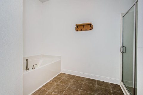 Casa en venta en Tampa, Florida, 4 dormitorios, 171.59 m2 № 1815325 - foto 23