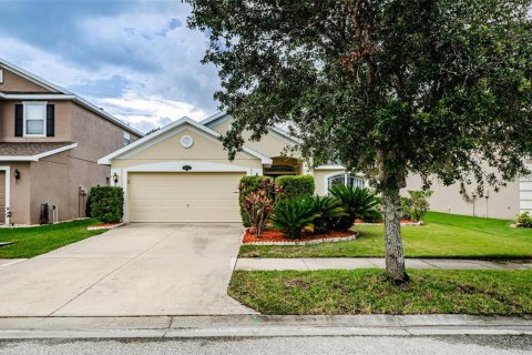 Casa en venta en Tampa, Florida, 4 dormitorios, 171.59 m2 № 1815325 - foto 2