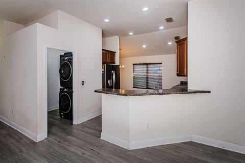 Casa en venta en Tampa, Florida, 4 dormitorios, 171.59 m2 № 1815325 - foto 8