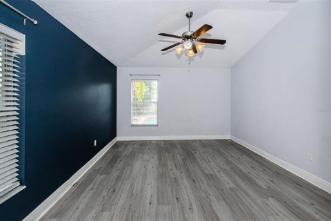 Casa en venta en Tampa, Florida, 4 dormitorios, 171.59 m2 № 1815325 - foto 17