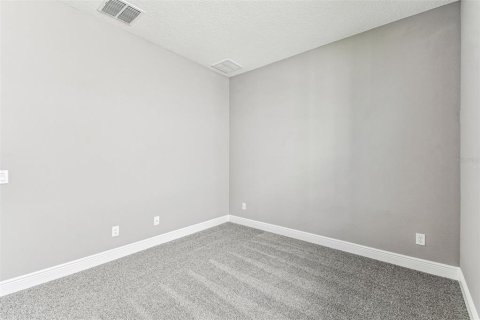 Casa en venta en Zephyrhills, Florida, 4 dormitorios, 236.53 m2 № 1813757 - foto 27