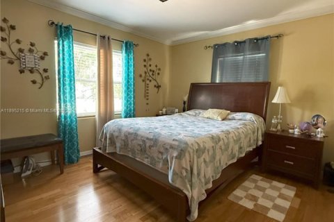 Villa ou maison à vendre à Hollywood, Floride: 2 chambres, 77.29 m2 № 1947211 - photo 7