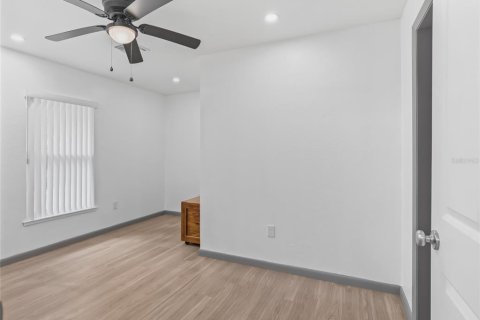 House in Bushnell, Florida 2 bedrooms, 117.06 sq.m. № 2110019 - photo 10