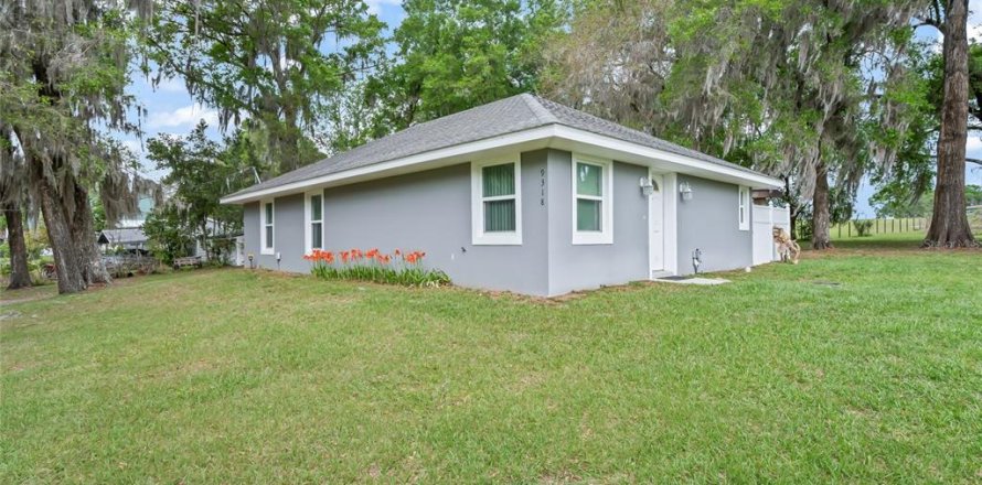 House in Bushnell, Florida 2 bedrooms, 117.06 sq.m. № 2110019