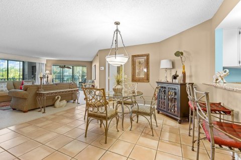 Condo in Vero Beach, Florida, 2 bedrooms  № 2176503 - photo 3