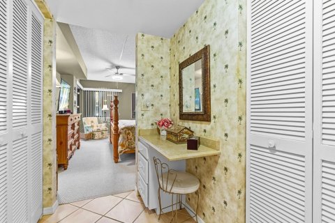 Condo in Vero Beach, Florida, 2 bedrooms  № 2176503 - photo 7