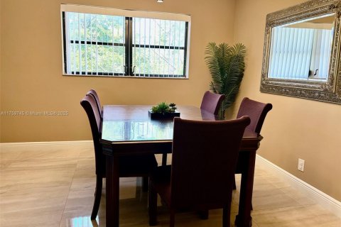 Condominio en venta en Tamarac, Florida, 2 dormitorios, 137.5 m2 № 1861135 - foto 7