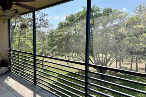 Condominio en venta en Tamarac, Florida, 2 dormitorios, 137.5 m2 № 1861135 - foto 26
