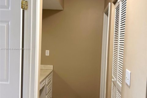 Condominio en venta en Tamarac, Florida, 2 dormitorios, 137.5 m2 № 1861135 - foto 19