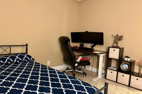 Condominio en venta en Tamarac, Florida, 2 dormitorios, 137.5 m2 № 1861135 - foto 20