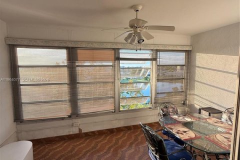 Купить кондоминиум в Делрей-Бич, Флорида 2 спальни, 98.48м2, № 2026547 - фото 16