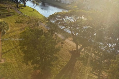 Купить кондоминиум в Делрей-Бич, Флорида 2 спальни, 98.48м2, № 2026547 - фото 17