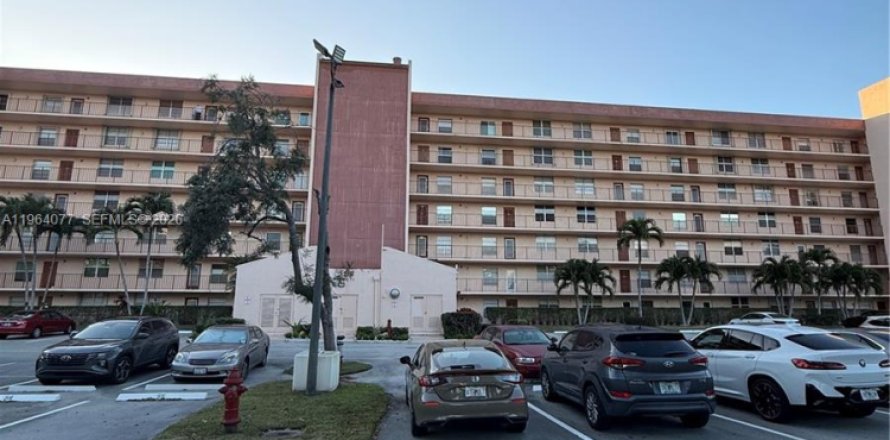 Кондоминиум с 2 спальнями в Делрей-Бич, Флорида № 2026547