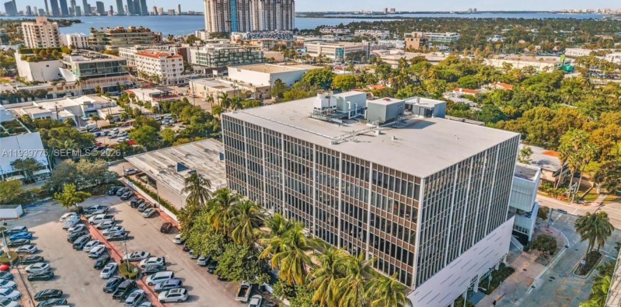 Immobilier commercial à Miami Beach, Floride № 2088603