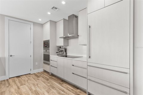 Condo in Tampa, Florida, 3 bedrooms  № 1870957 - photo 15