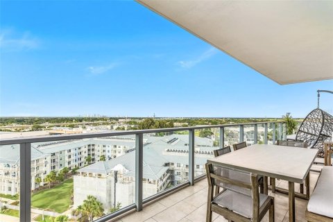 Condo in Tampa, Florida, 3 bedrooms  № 1870957 - photo 29