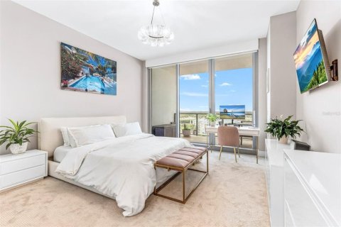 Condo in Tampa, Florida, 3 bedrooms  № 1870957 - photo 30