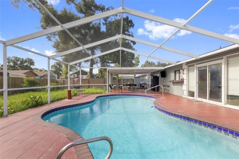 Casa en venta en Tampa, Florida, 4 dormitorios, 219.34 m2 № 2398280 - foto 26