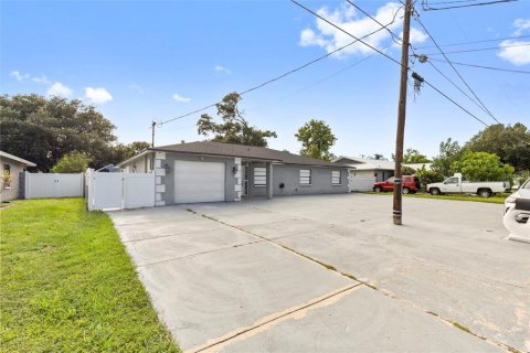 Casa en venta en Tampa, Florida, 4 dormitorios, 219.34 m2 № 2398280 - foto 3