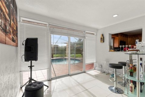 Casa en venta en Tampa, Florida, 4 dormitorios, 219.34 m2 № 2398280 - foto 24