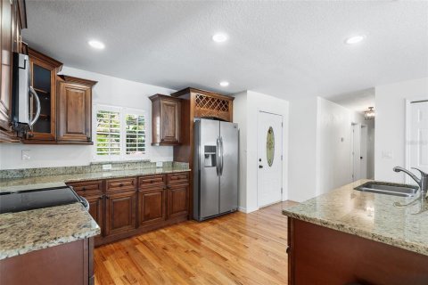 House in Tampa, Florida 3 bedrooms, 177.81 sq.m. № 1848597 - photo 7