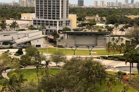 Copropriété à louer à Hollywood, Floride: 2 chambres, 129.97 m2 № 1981848 - photo 12