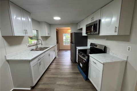 Apartamento en alquiler en Floral City, Florida, 2 dormitorios, 98.1 m2 № 1901802 - foto 14