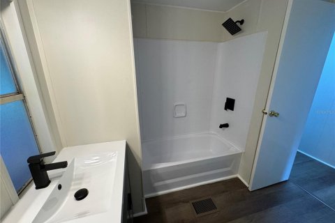 Apartamento en alquiler en Floral City, Florida, 2 dormitorios, 98.1 m2 № 1901802 - foto 22