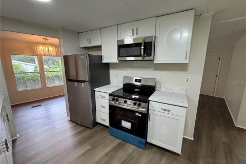 Apartamento en alquiler en Floral City, Florida, 2 dormitorios, 98.1 m2 № 1901802 - foto 15