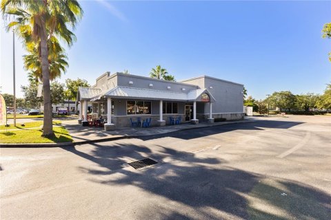 Commercial property in Orlando, Florida 376.72 sq.m. № 2115174 - photo 9